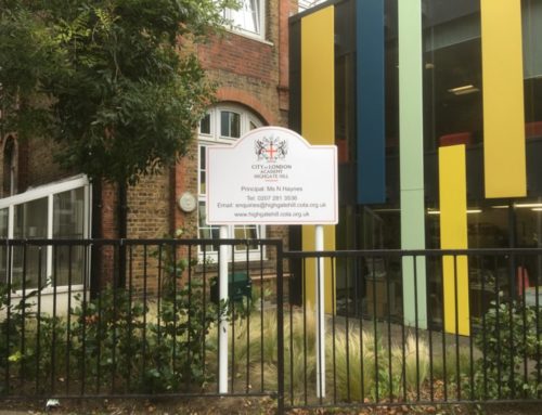 City of London post mounted school sign